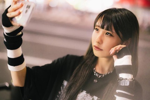 【画像】フィルターを外した女さん、違いすぎて炎上してしまうwww