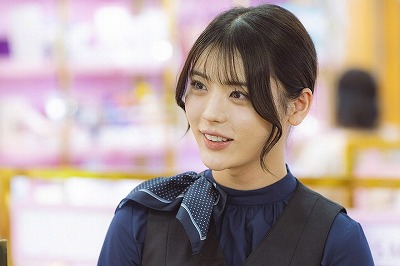 【画像】井手上ちゃん、ドスケベ水着を披露するwww