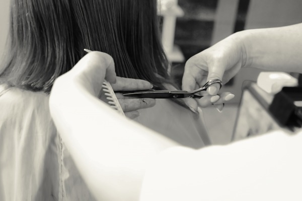 【画像】美容師「て、手は尽くしたんです…」 客「…」⇒結果！