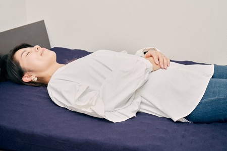 医者「眠れない方は寝る前のネットやゲームを控えてください」ワイ「ほーん」