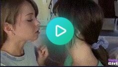 【朗報】北欧美少女達のこってりベロチュー、あまりにもH過ぎるwww