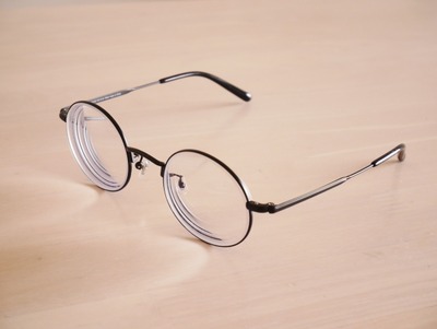 【闇】患者「レーシック手術があるのになんで眼医者はメガネばかりなの？」　眼科医「理由がこれです…」→