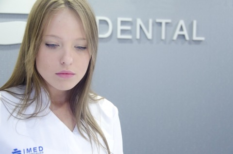 【画像】アメリカのナース服、エッッッッッッッッッッッッッッッ！