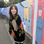 「似てる」「姉は倉科カナ」超ミニの35歳女優、街ブラ姿に反響「ドキドキする、マジで」