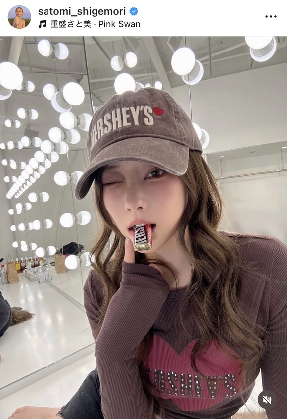 重盛さと美、セクシー挑発ショットをインスタに投稿（画像あり）