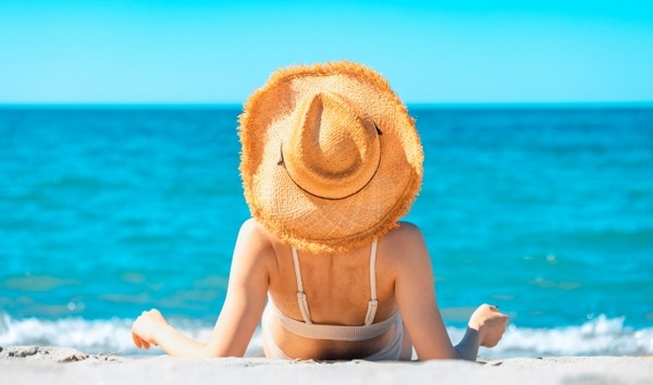 【画像】本物の素人JKが大勢訪れるお宝海水浴場、実在したwww