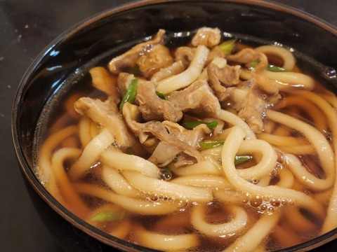 西日本人「エッ東京人ってあぶらかす食べたことないの？」←これ