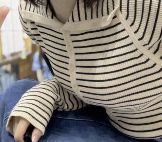 加藤小夏さんのお乳、歴代屈指のペッタンコでシコい