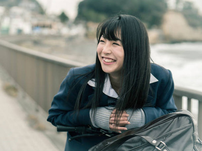 【画像】鈴木紗理奈さん、ミニスカでゴルフを楽しんだ結果