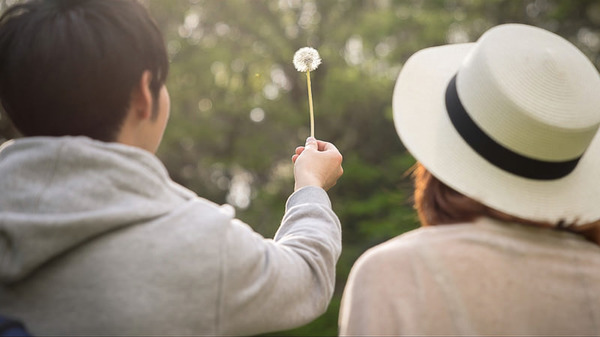 【画像あり】弱男「あのっ…！よかったらホテル…」女「ぷっｗｗｗ」⇒！