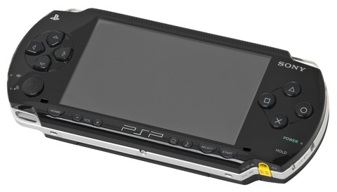 今時の18歳は『PSP』知らないってイラストが炎上してるんだけど