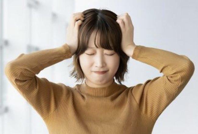 【悲報】4人乗りのバイク女子、事故った結果こうなる