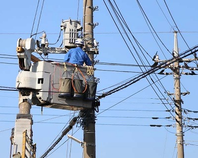【朗報】「電線工事バブル」、ついに始まるwww