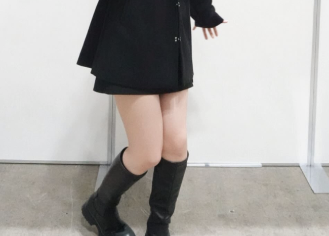 【朗報】回転寿司で爆食するグラドル、お乳がしっかり