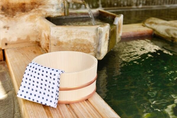 【悲報】この入浴シーン、表現規制の強化で一線を超えてしまうwww