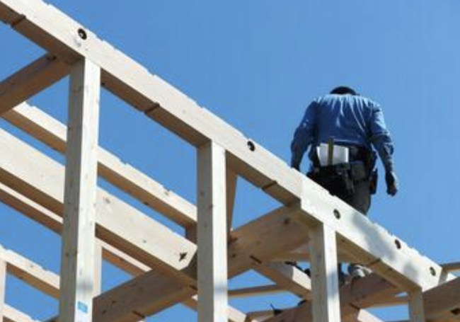 建設業界「人手不足やばい！」ワイ「給料が低いんやろうなぁ」