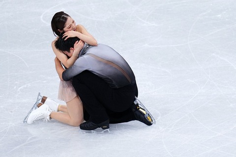 りくりゅうペア、「恋愛関係」を完全否定