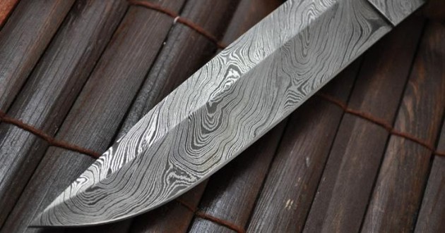 ダマスカス模様のナイフって別に切れ味よくなるわけではないらしい