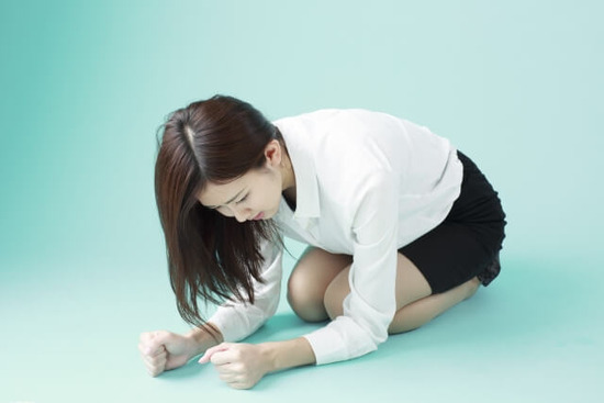 【これマジ？】美人すぎて普通に働けない30代女性の怒りがヤバい・・・