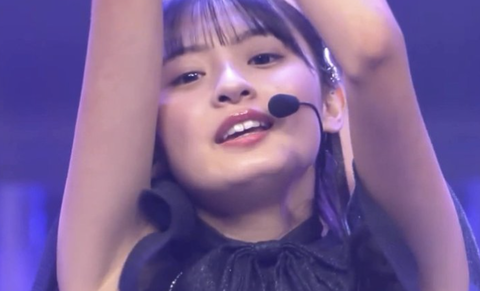 【画像】遠藤さくらの『C』カップの形が良すぎる件