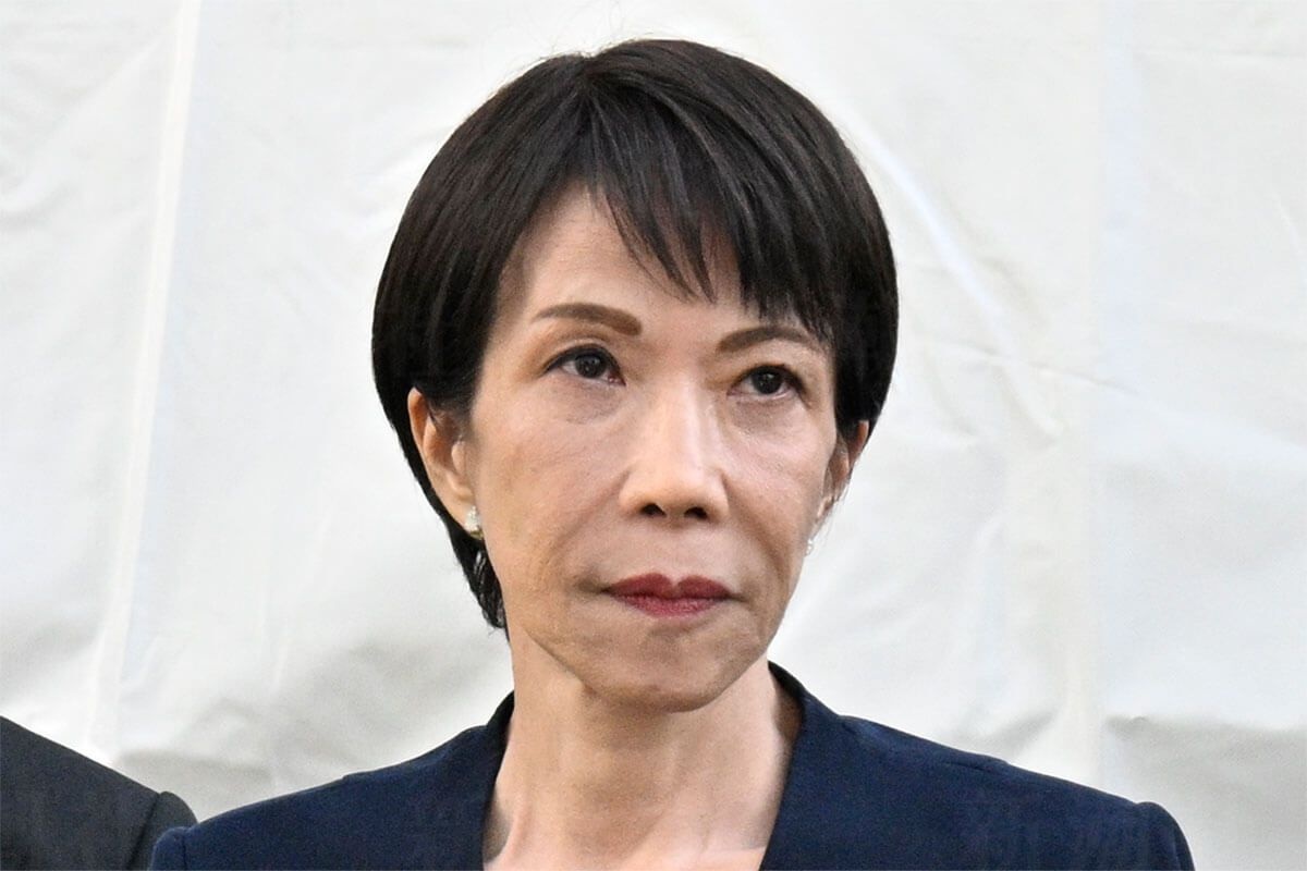 テレビで「♪か～ぜま～か～せぇ～」って曲が流れてて、なんか良い曲だった。誰か知らん？？？