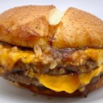 いつ「美味しんぼ」の作者が思想強いって気付いた？ 山岡が結婚したあたりから変だって思ったよ。