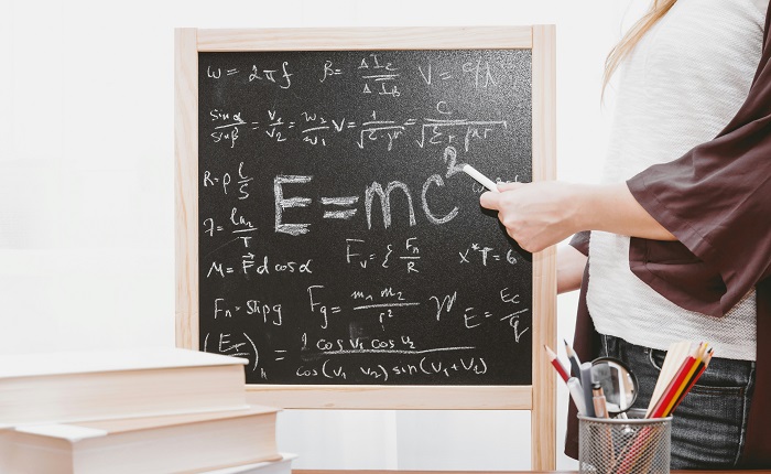 【画像】中国のスケベ教師ｗ