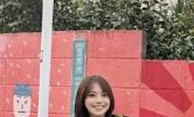 【画像】倉科カナの妹(35)の街ブラ姿がいくらなんでもエチエチすぎる！