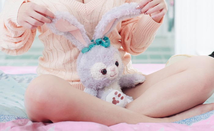 【画像】童貞殺しに来てる女学生見つかるｗ