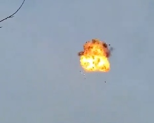 【動画】ロシアのゲラン-2無人機をバルカン砲で撃墜したF-16戦闘機。