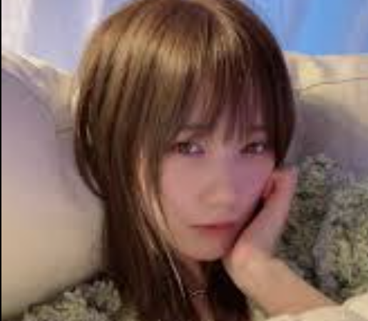 【悲報】尾田栄一郎の嫁さん、本田翼に似ててエロい