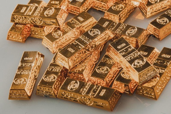 【超朗報】引田天功さん、日本の6か所に埋蔵金を埋める (※画像あり)