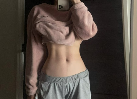 【画像】スレンダーえちえち若ママさん