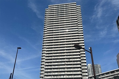 【悲報】いまだ都内ﾀﾜﾏﾝに無償で避難してる福島原発民に退去命令が出される・・・・