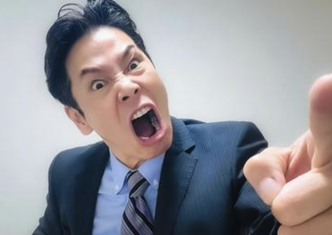 【悲報】最上階の角部屋を内覧なしで借りたワイ、ガチで終わる