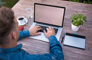 コネ入社の新入社員が、2日で来なくなった。コネ元の社員「何度連絡しても音信不通です」会社「ひとまず休職手続きしよう」→とんでもない事に…