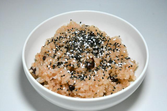 【福島】311だからって赤飯無駄にしとるわけやけど神経質になりすぎじゃね？おまえらどう思う？