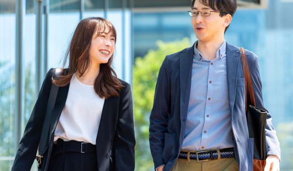 出張中後輩女「あのー、晩御飯てどうするんですか？」ワイ「適当に食ってこやーよ、ワイはそのへんの居酒屋で飲んで食う」⇒結果www