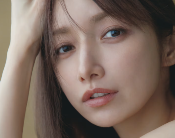 【朗報】後藤真希さん、地上波でお■ぱい強調してしまうwww