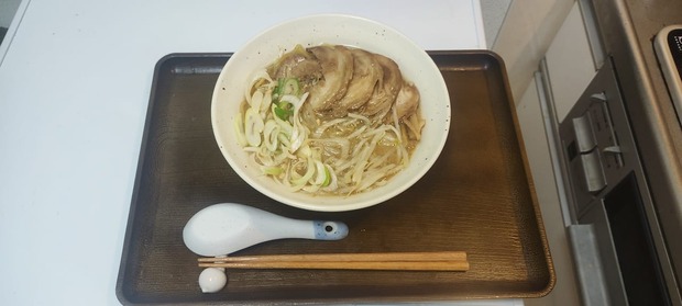 夜ご飯のラーメンできたで