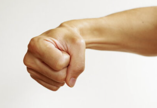 【画像】息子に対して『ブン殴る躾』を極めた結果がこれwww