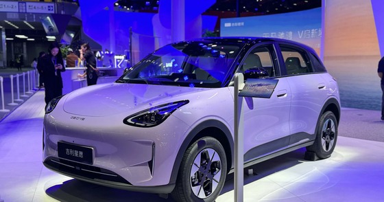 【悲報】中国車の新車販売、史上初めて日本抜く…