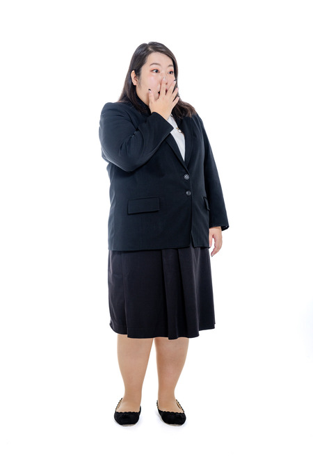 女「結婚！妊娠！産休！育休！」ぼく「この人雇う意味ある？」