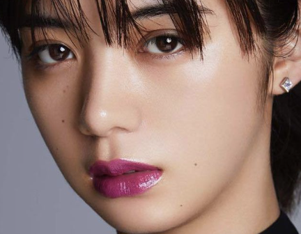 【画像】池田エライザのコスプレ、えっちすぎるwww