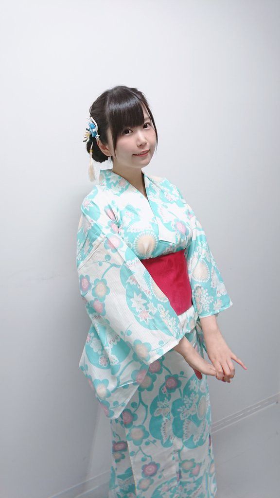 【画像】巨乳ちゃん、浴衣を着る！