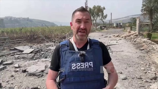 【動画】レバノンでインタビュー中の記者のすぐ近くにミサイルが間一髪で着弾