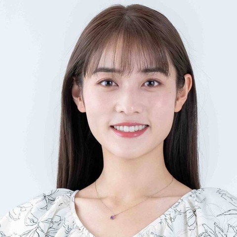 【衝撃】もう中学生（43）と結婚したタレント、美人すぎると話題に