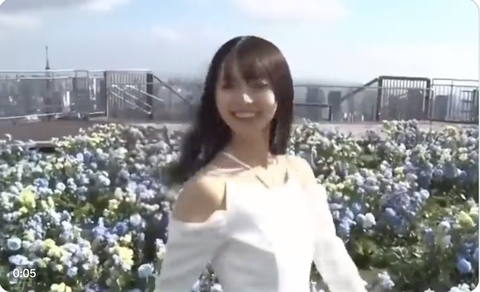 齋藤飛鳥が『膨らみ』が性的すぎんだろ….!!!