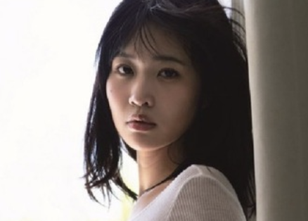 【悲報】グラドル(20)さん、エッすぎる透け乳首解禁www