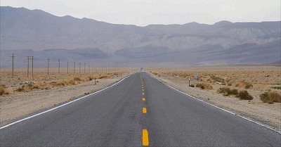 【画像】アメリカの田舎道、ガチで恐い・・・